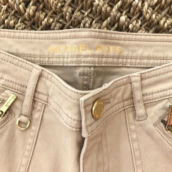 🆕 MICHAEL Michael Kors Khaki Pants/Green Top - Picture 5 of 11